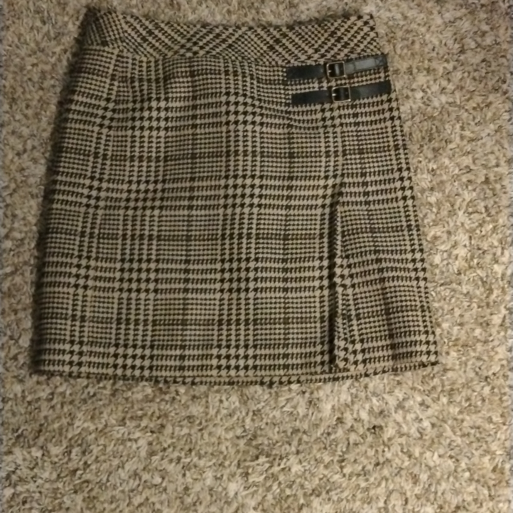 Loft 00 black and brown hound tooth